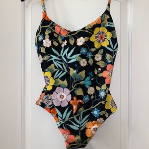J. Crew Rounded V-neck one piece Swimsuit in Liberty Pavillion